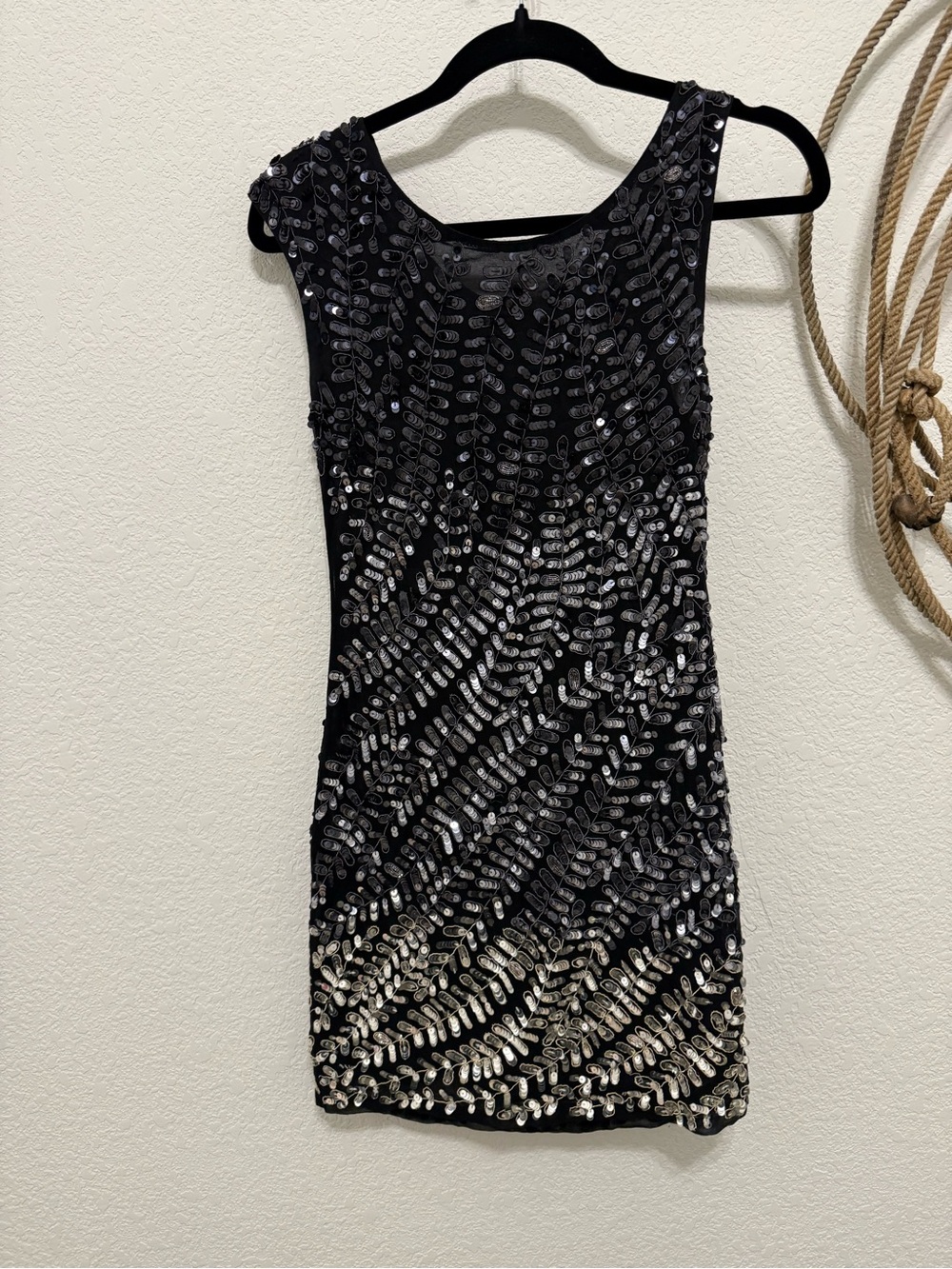 ✨ Alice + Olivia Sequined Low-Back Mini Dress ✨